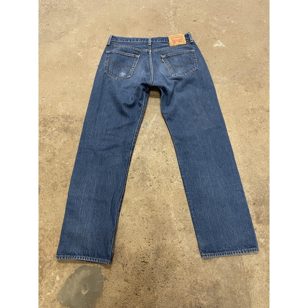 Levis 501 Jeans Mens 35x31 Medium Wash Blue Straight Leg Button Fly Distressed - Picture 9 of 16